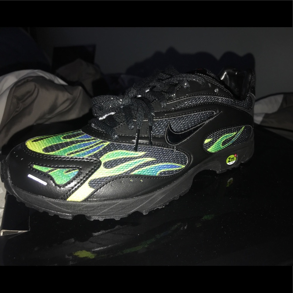 SuoremeXnike black spectrum plus